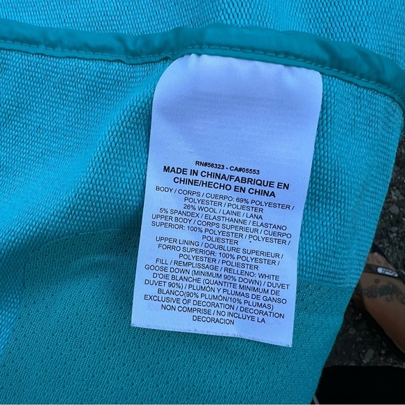 Nike Aeroloft 800 lightweight running jacket women's Size Medium - Picture 8 of 9